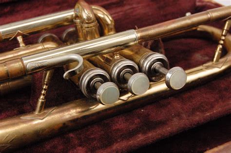 Vintage 1930's CONN Trumpet with Original Case | Property Room
