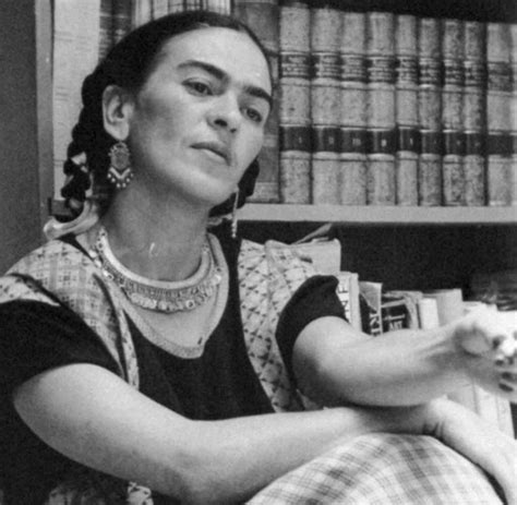 Kunst Frida Kahlos Schmerzensreicher Weg WELT Fashion Show Idol