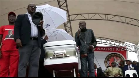 Oliver Mtukudzi Sings Neria At Morgan Tsvangirai Buhera Burial Youtube