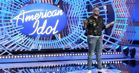 Latin Luke Bryan Gets ‘american Idol Judges On Their Feet During