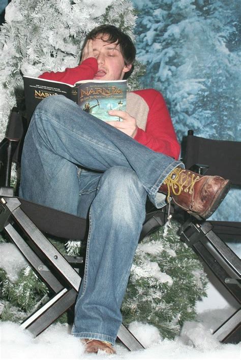 Jamie barnes — silent night 03:54. James McAvoy reading The Chronicles of Narnia: The Lion ...