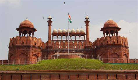 21 Most Famous Historical Monuments Of India Monuments In India