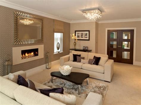 Love how the colour looks different in different lights. Living Room Colour Schemes - HomesFeed