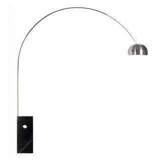A timeless masterpiece, the arco floor lamp by barcelona designs is a replica of achille castiglioni's brainchild. Arco Floor Lamp - Replica Arco Lamp | ModernInDesigns.com
