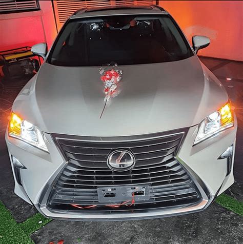 See all 41 affordable gifts for your boss: "You stood by me" - Comedian Ogusbaba says as he gifts his ...