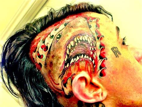 Ronnie radke of falling in reverse gives you a tour of his crib and shows you where the magic happens before the band leaves. ronnie radke tattoo head - Pesquisa Google by I'm Miss ...