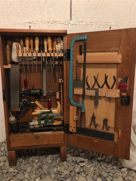 Boîte armoire à outils en bois Kaufen auf Ricardo