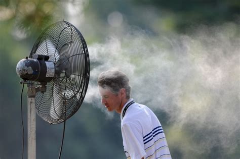 Another Scorching Day As Heat Shatters Records Wbur News