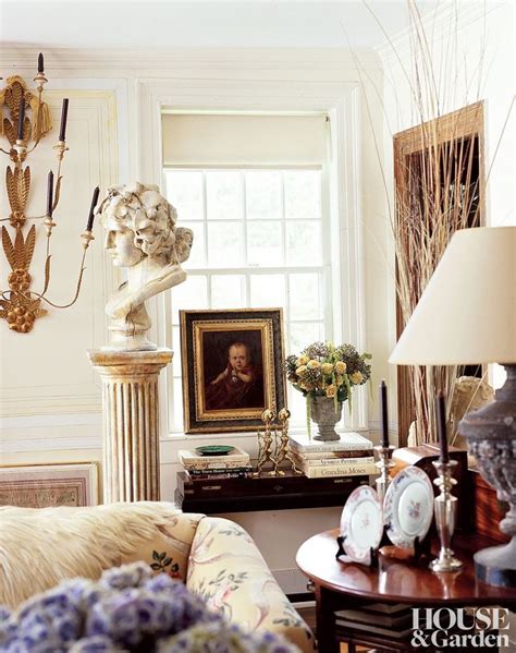 Traditional Living Room By Sheila Camera Kotur Via Archdigest