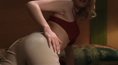 Naked Elisha Cuthbert In The Girl Next Door Hot Sex Picture