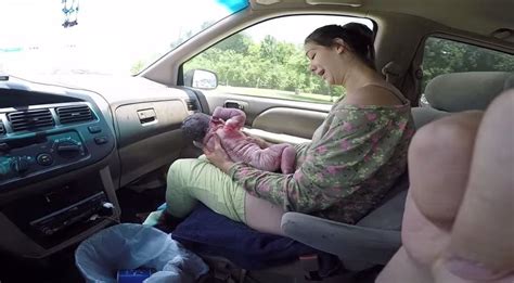 Wacky Wednesday Women Gives Birth To A 10 Pound Baby In A Car While