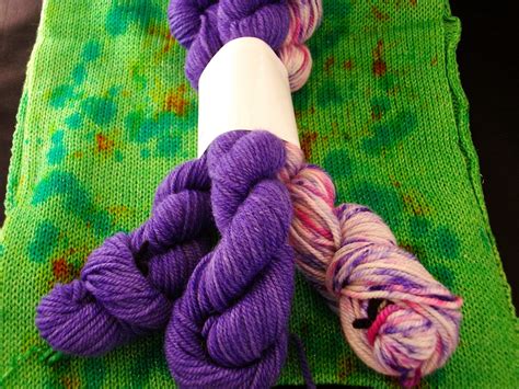Hand Dyed 85 15 Polwarth Wool Silk Yarn 300 Yd Bundles Dk Hand