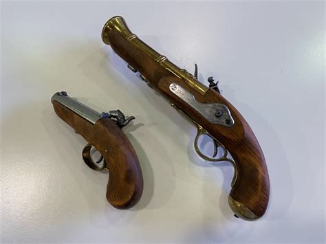 Urban Auctions Antique Replica Single Shot Musket Guns