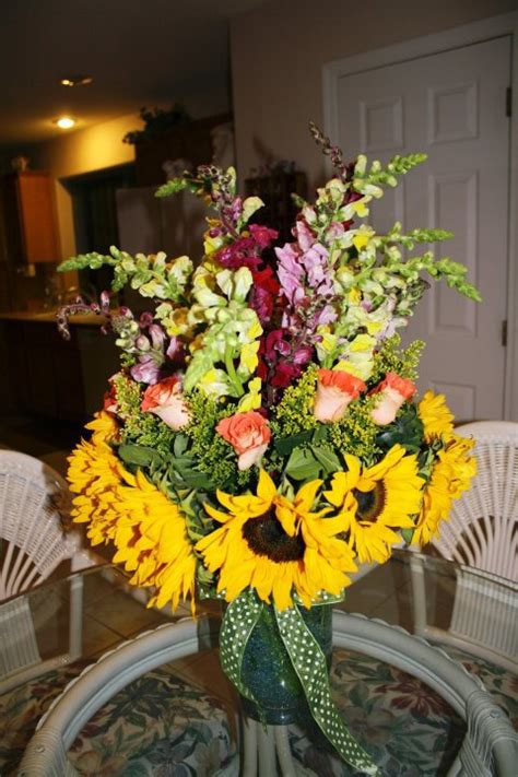 Check out our deals on luxury flowers by post to order a fantastic collection of blooms at a great price. Flowers By Mel: Birthday Flower Arrangement