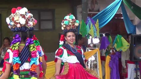 Danzas Tipicas Del Estado De Michoacan Por El Ballet Eronari Youtube