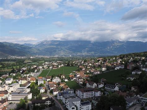 Vue De Ville à Vaduz, Liechtenstein Image éditorial - Image du capital ...