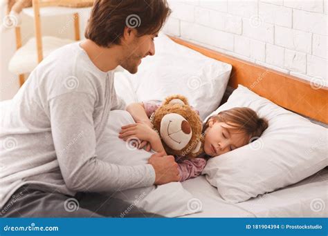 Waking Up Daughter Stock Image 41285317