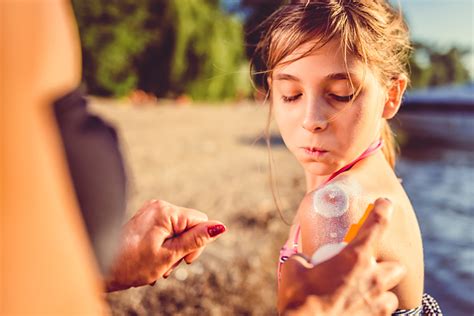 Further Testing On Sunscreen Is Needed Thats No Reason To Avoid It