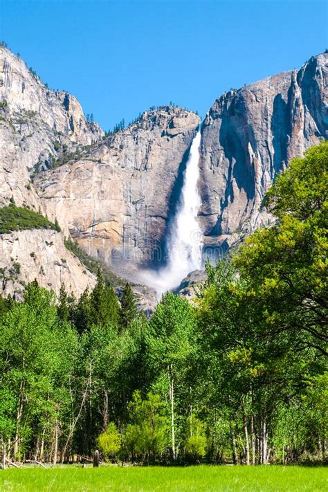 Upper Yosemite Fall The Highest Waterfall In Yosemite National Park