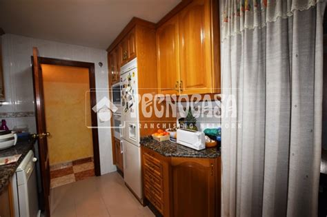 Kyero es el portal de viviendas españolas con más de 350.000 casas y pisos de las principales agencias inmobiliarias del país. Piso en venta en Fuenlabrada - Loranca - Hospital, Loranca ...