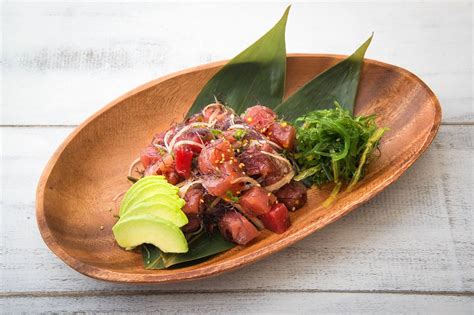 10 Best Places Locals Love to Eat on Hawaii Big Island - Where to Find