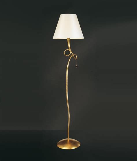 Ofrecemos servicio de taller y de diseño y creación de pantallas para lámparas a medida. Lámpara de pie clásica PAOLA ⋆ La Casa de la Lámpara