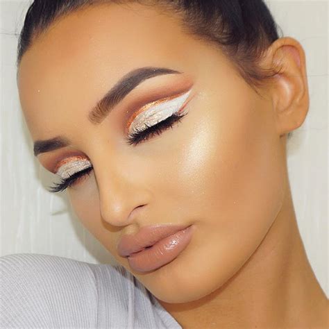 Cut Crease Makeup Ideas Cut Crease Makeup Tutorials That Will Inspire You To Try This
