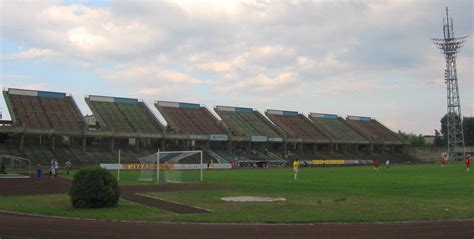 + stal mielec stal mielec ii stal mielec u19. Historyczny: Stadion Stali Mielec - do 2010 - Stadiony.net
