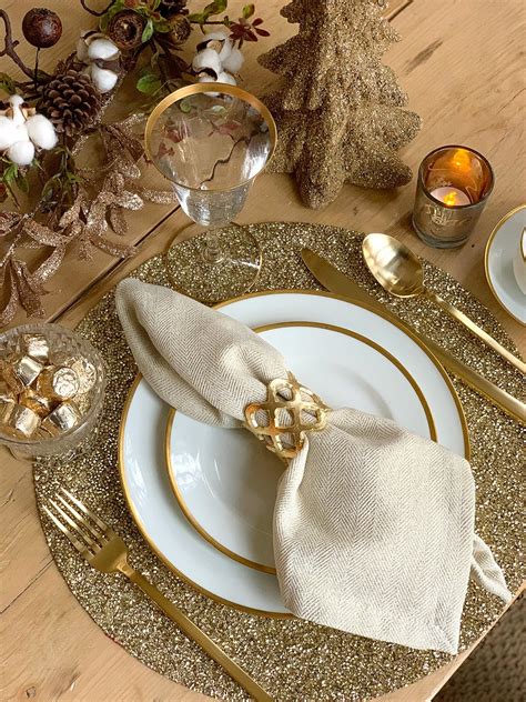 Elegant Christmas Table Ideas Place Settings And Decor Bloom