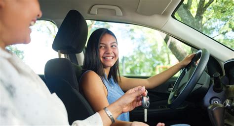 What You Need To Know About Putting A Teen Driver On Your Car Insurance