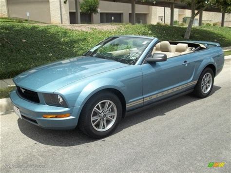2005 Windveil Blue Metallic Ford Mustang V6 Deluxe Convertible