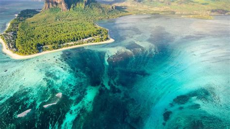 Underwater Waterfall Le Morne Mauritius Edit Taken