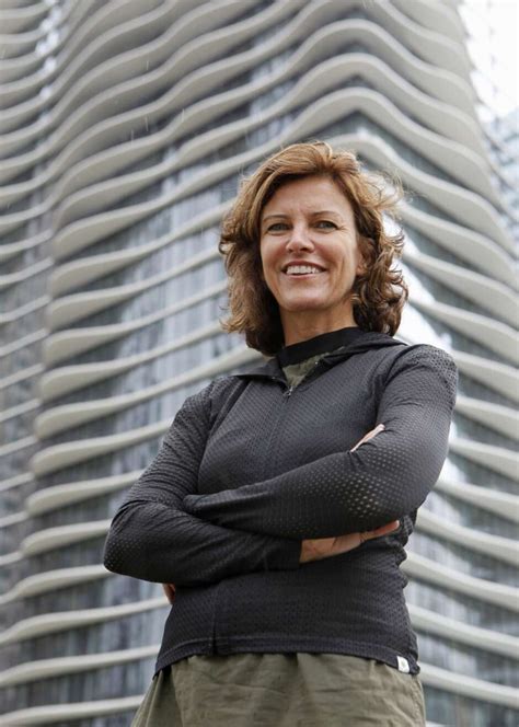 Famed Chicago Architect Jeanne Gang Unveils Rippled Sf Tower