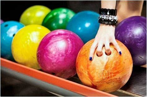 Colored Bowling Balls 442 Pieces Color Splash Color Of Life
