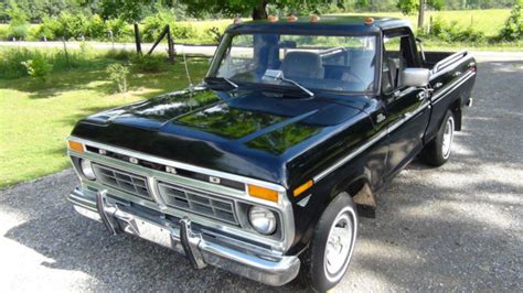 1977 Ford Truck Short Bed Custom Solid Tennessee Factory Black Truck