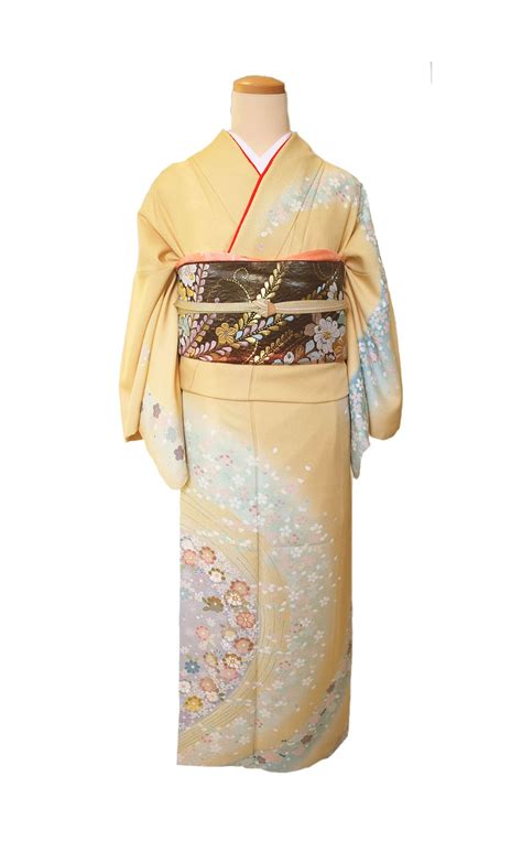 This Beautiful Yellow Kimono Houmongi Features A Variety Of