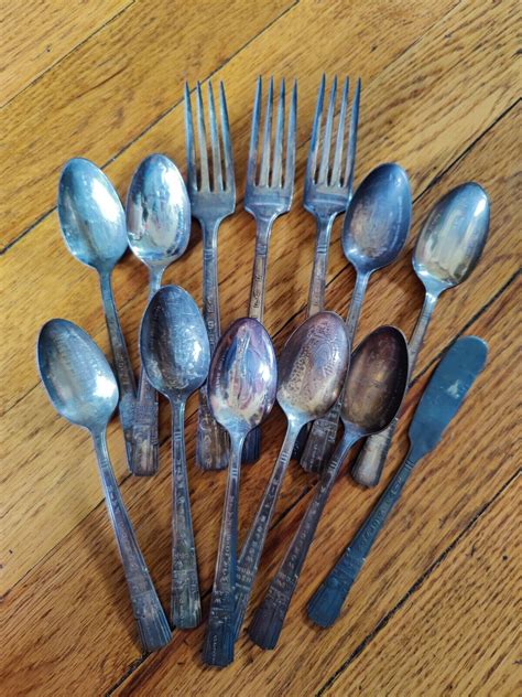 13pc Wm Rogers Is Silver Plate New York Worlds Fair 1939 Forks Spoons