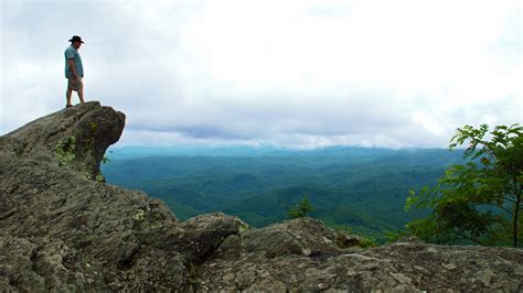 Why You Should Visit Blowing Rock North Carolina