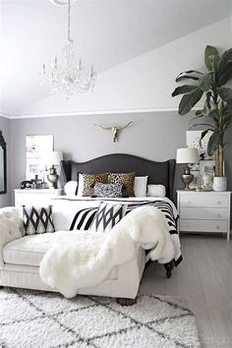 Romantic Black And White Bedroom Ideas You Will Totally Love 60