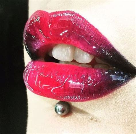 How To Wear The Latest Two Tone Lipstick Trend In 2016