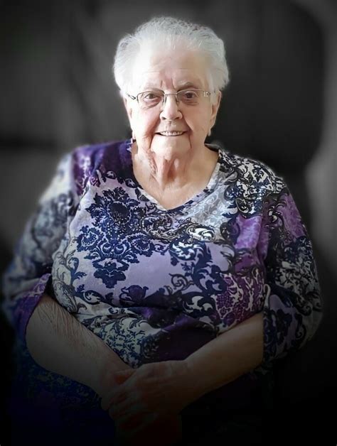 Obituary Of Linda Dauk Paragon Funeral Services Proudly Serving