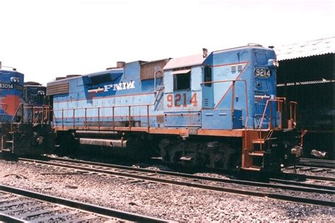 Fnm 9214 Emd Gp38 2 High Nose Locomotora Tren Via Ferroviaria