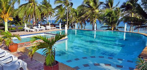 Geo resort & hotel offers luxury accommodation at genting permai avenue, located along the main road just before reching gohtong jaya. La Petra Beach Resort & Hotel in Anda, Philippines • Bohol ...