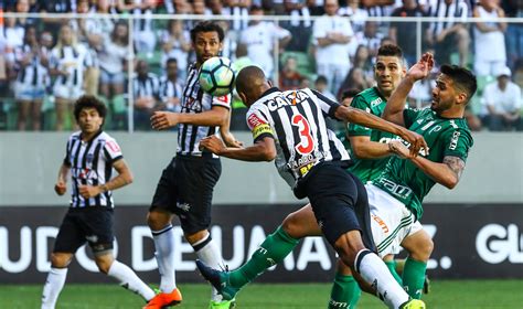 The match is a part of the brasileiro serie a. Atlético-MG defende longo tabu diante o Palmeiras ...
