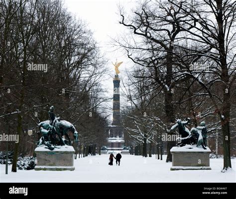 Berlin Tiergarten In Winter Snow High Resolution Stock Photography And