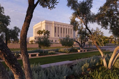 the mesa mormon temple is open to visitors for the first time in 46 years but it won t be for