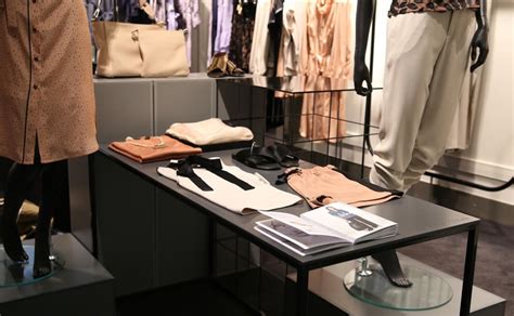 Fashion Careers What Does A Fashion Merchandiser Actually Do