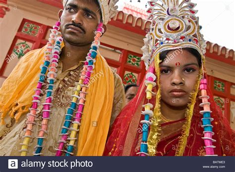 Here you will get idea how to write a standard cv for job. wedding hindu dhaka bangladesh asia Stock Photo - Alamy