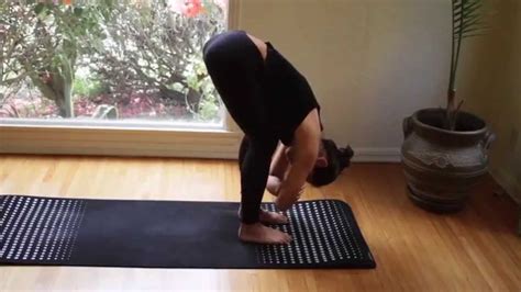 Kimberly Snyder 5 Minute After Work Yoga Sequence Youtube