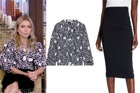 Live With Kelly And Ryan Kelly Ripa Black And White Floral Dot Blouse